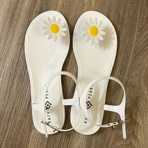 Katy Perry Daisy Jelly Sandals Sz 10